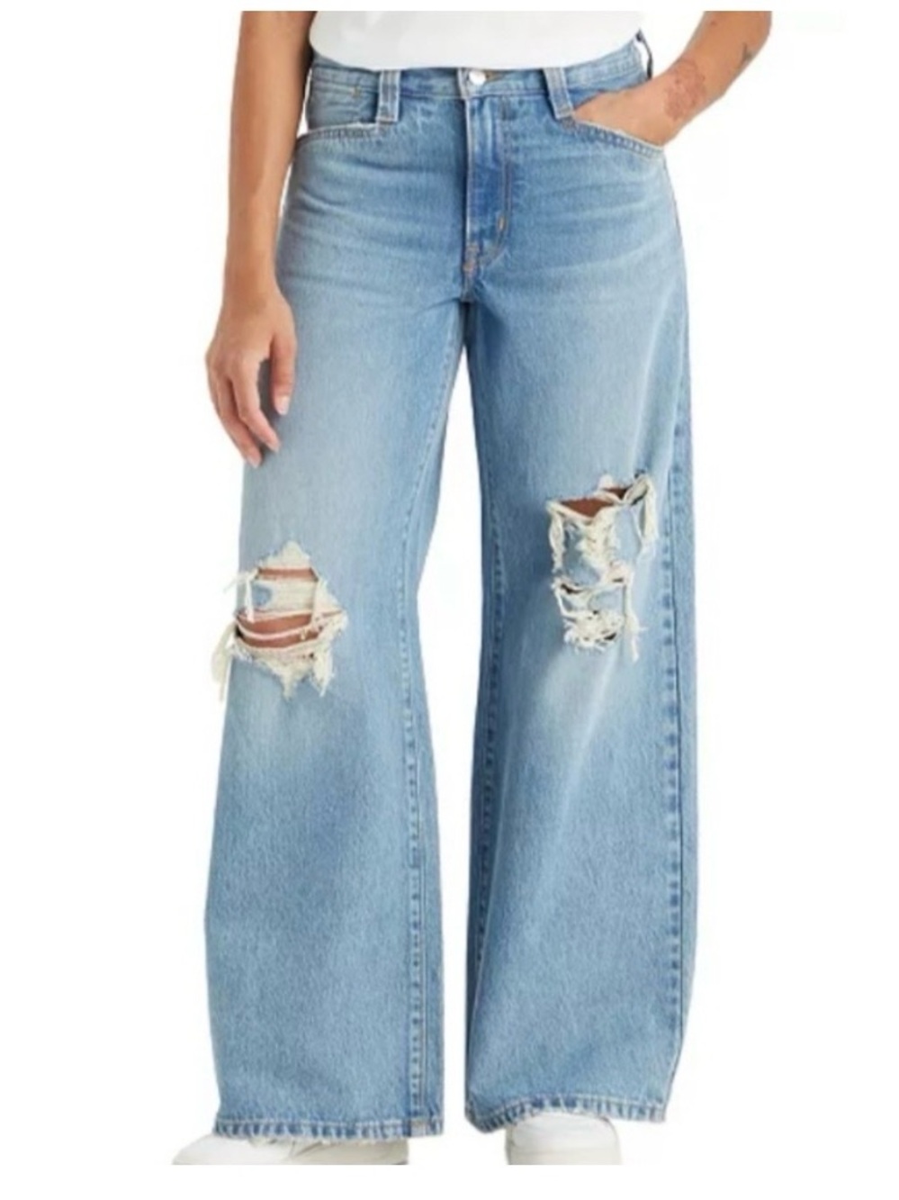 Levi’s Wide Leg Distressed Light Blue Women's Jeans Size 24x28 Shortgirl special